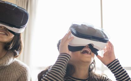 怎么用VR眼镜看九商VR云平台作品？